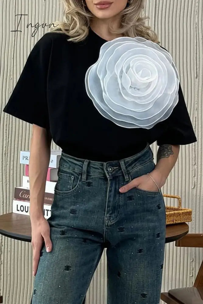 Casual Sweet Solid Flowers O Neck T-Shirts Black / S Tops/Tees & T-Shirts